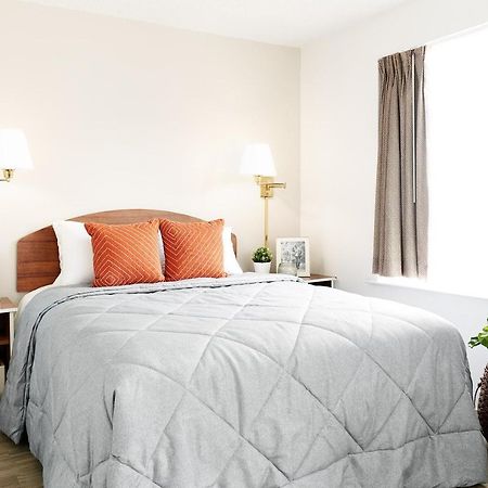 Intown Suites Extended Stay Newport News Va - I-64 Buitenkant foto