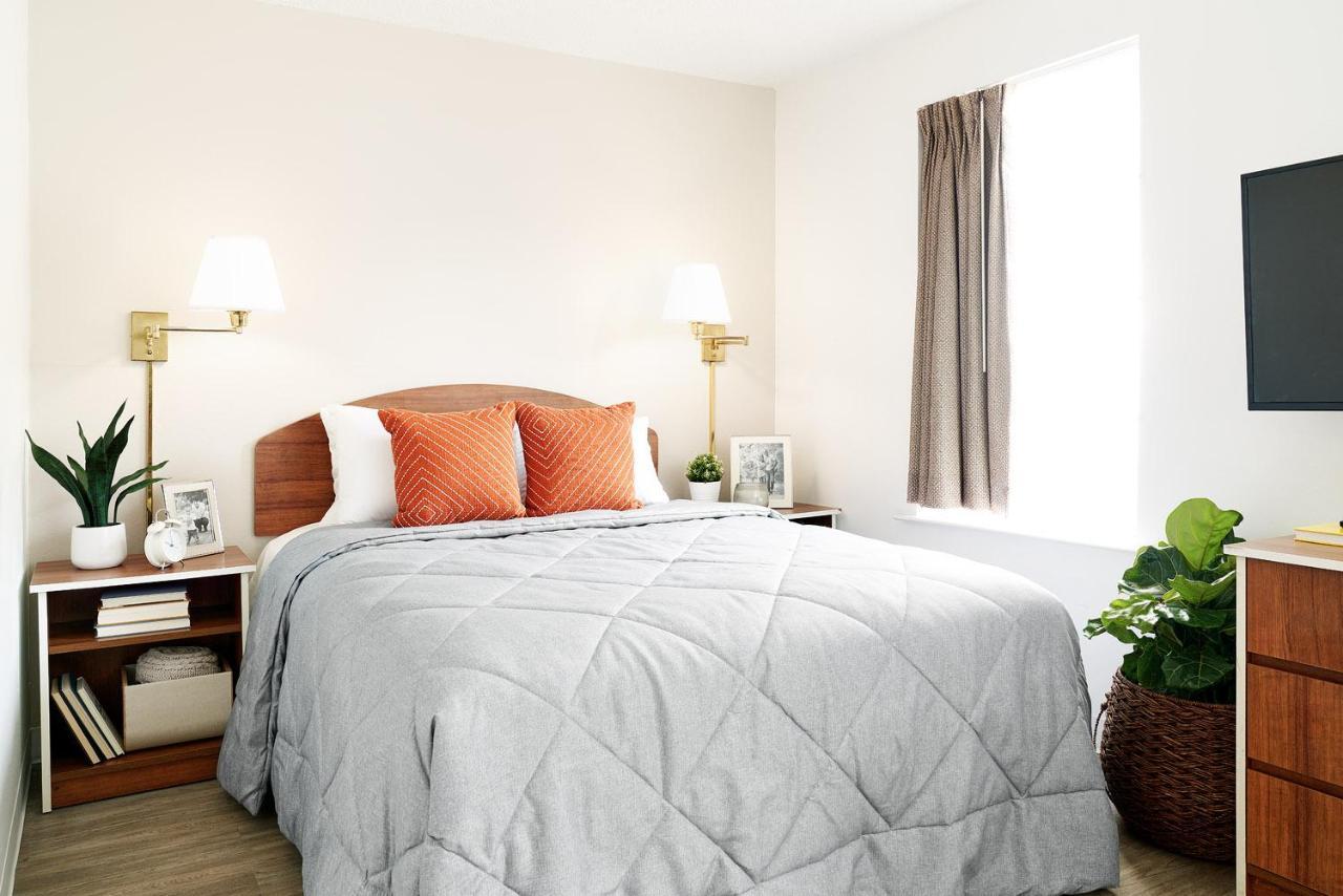 Intown Suites Extended Stay Newport News Va - I-64 Buitenkant foto