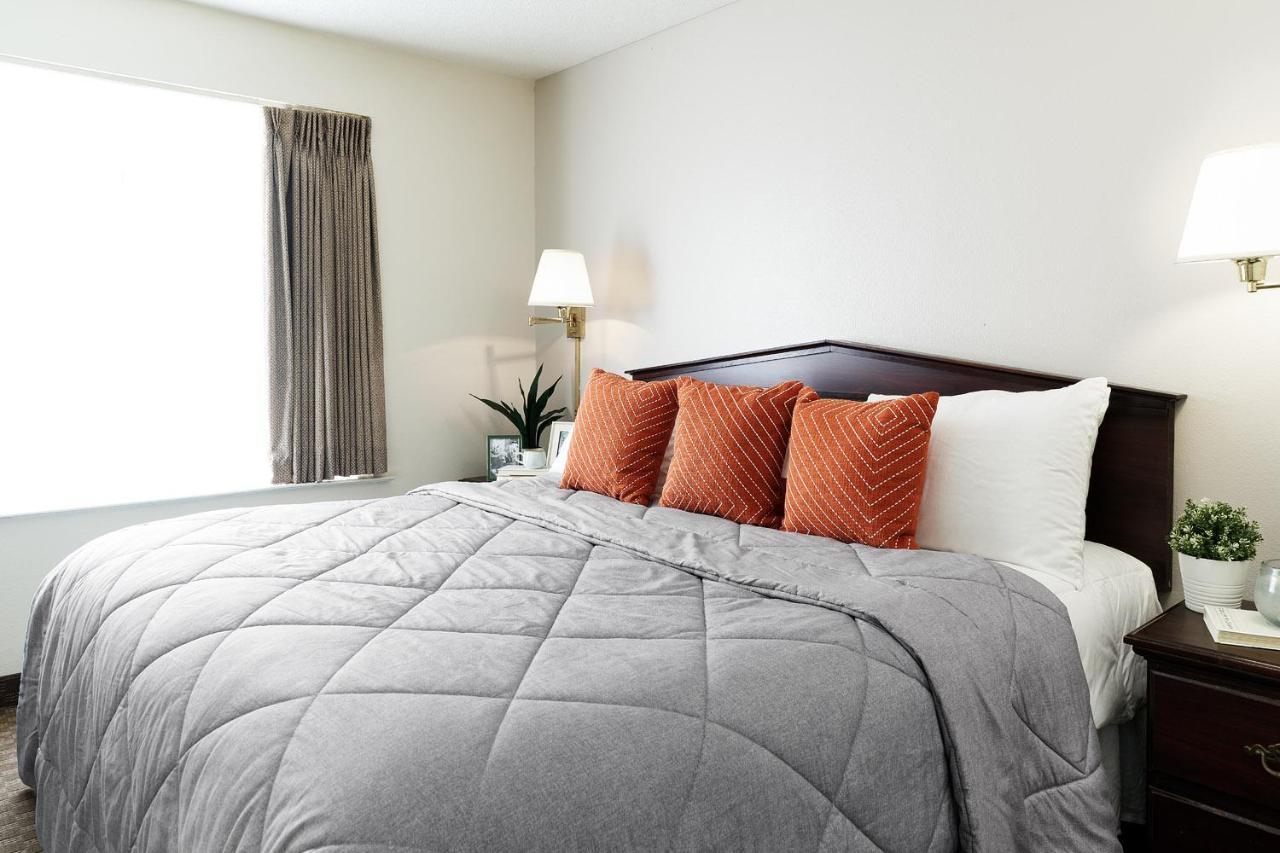Intown Suites Extended Stay Newport News Va - I-64 Buitenkant foto